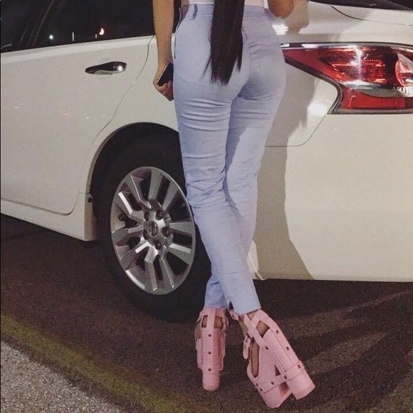 Pink heels - nightcall - Picture 2 of 2